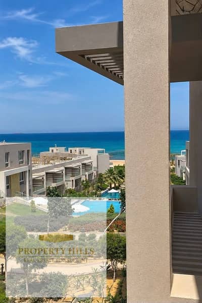 Last penthouse directly on the sea with a 30% discount, ready for immediate delivery in Buho Village