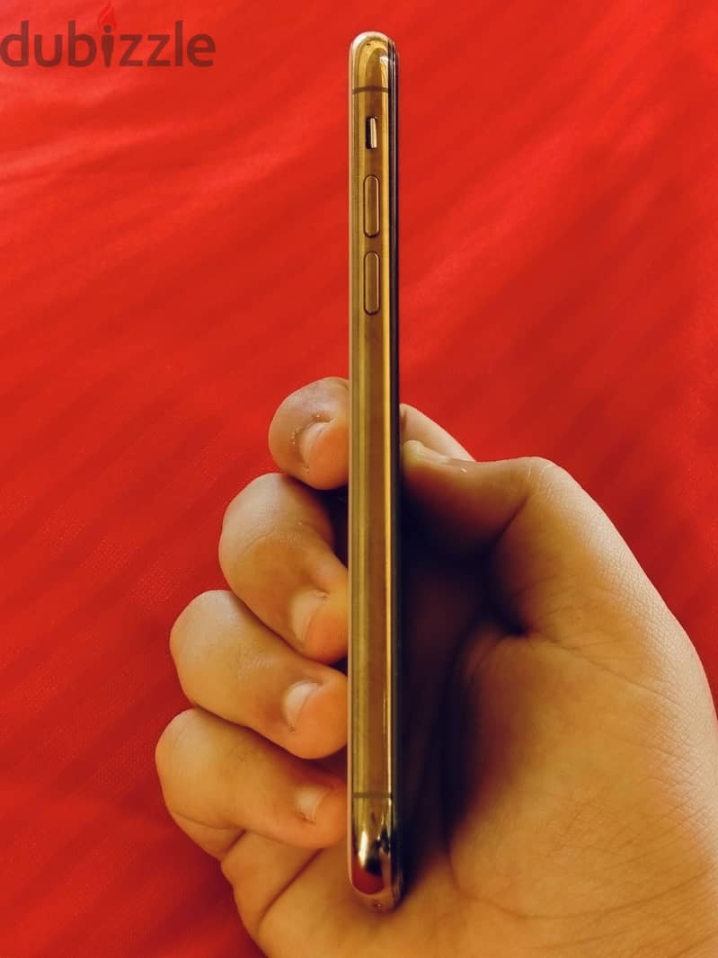 Apple - iPhone XS 1