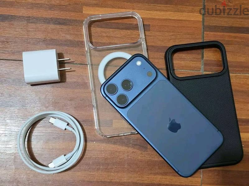Apple - iPhone 17 Pro Max 4