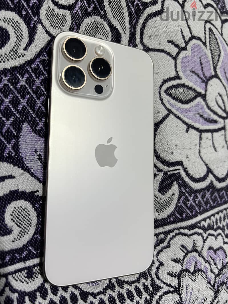 Apple - iPhone 16 Pro Max 2
