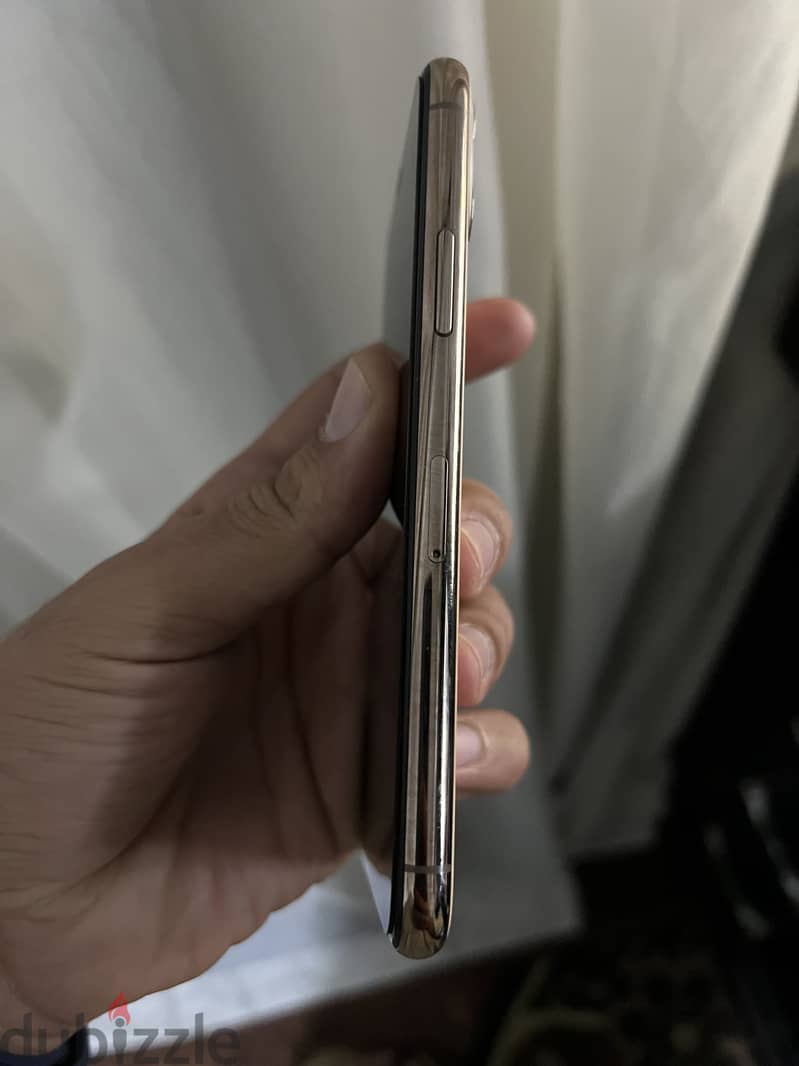 Apple - iPhone 11 Pro 1