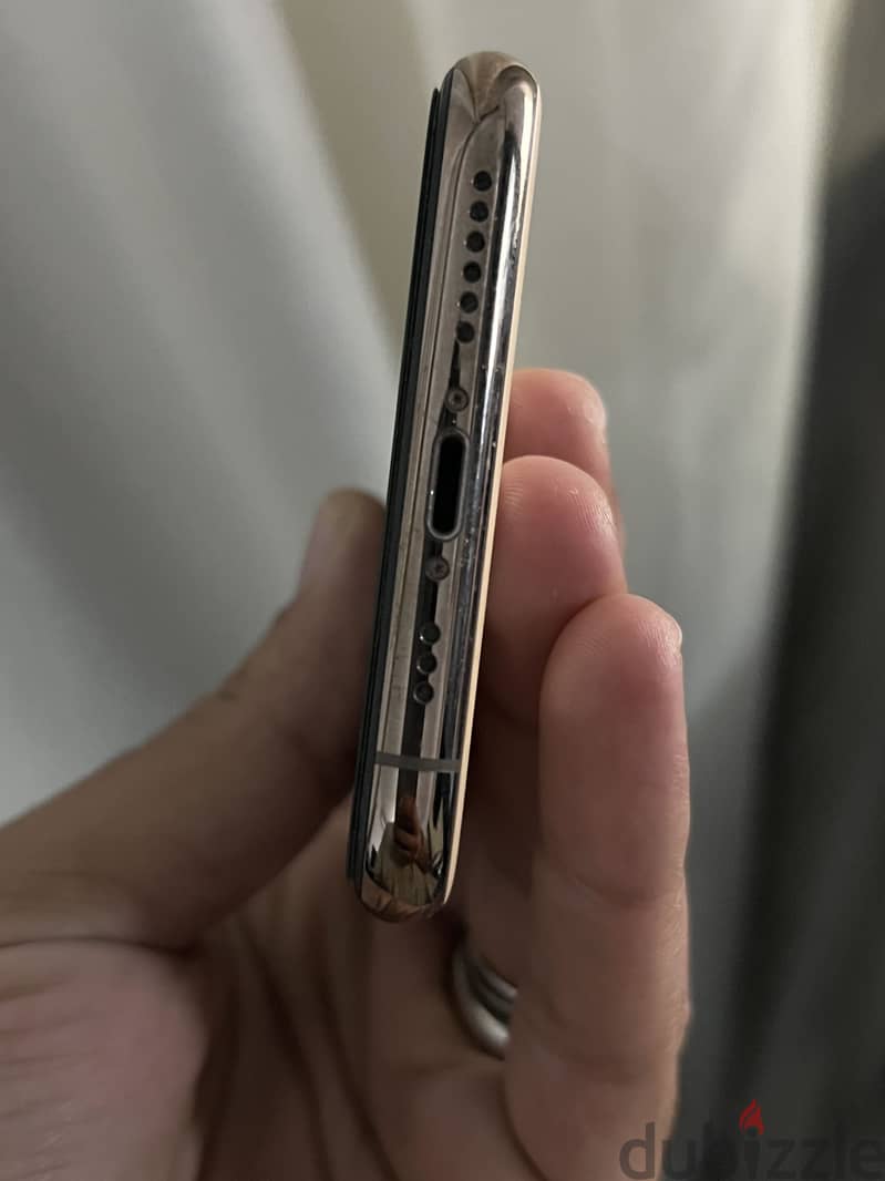 Apple - iPhone 11 Pro 3