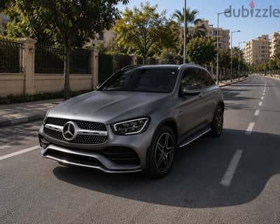 Mercedes-Benz GLC 300 AMG  2021