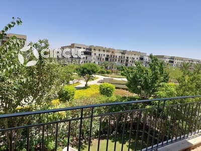 شقة ٢٥٠م نصف تشطيب للبيع في إيستاون التجمع الخامس القاهرة الجديدة Eastown New Cairo