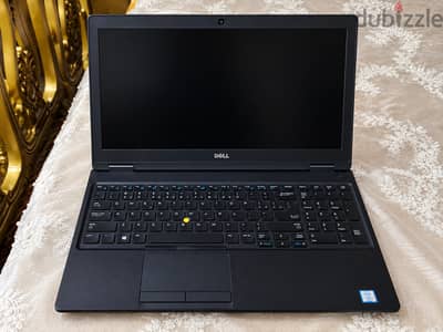 ديل Latitude 5580معالجi7الجيل ال7 رامات 16 هارد 256ssd كرت شاشة 2g