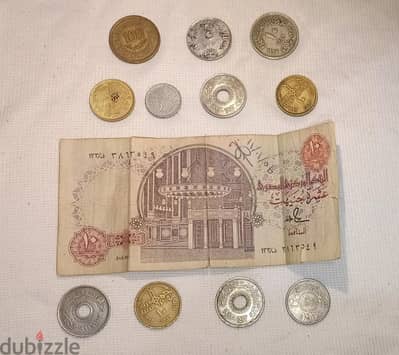 عملات معدنية وورقية