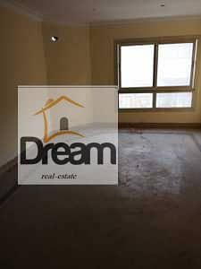 Luxury office for rent. 190 m Amman Square, Security facade, distinguished location 40000 EGP