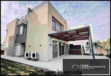Twin house with a distinctive finish at an incredible price (resale) in Mivida Parcel 2, a prime location - immediate occupancy