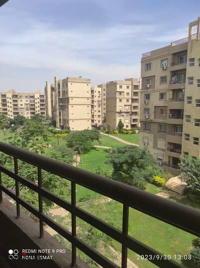 Apartment for sale cash in Madinaty B6 - Repeated fourth floor - Garden view + park - It is characterized by being a few steps away from the private service area of the stage and the mosque and near the food court