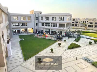 Received a store suitable for all purposes in Almaza Mall next to Rabwa and Beverly Hills - Sheikh Zayed