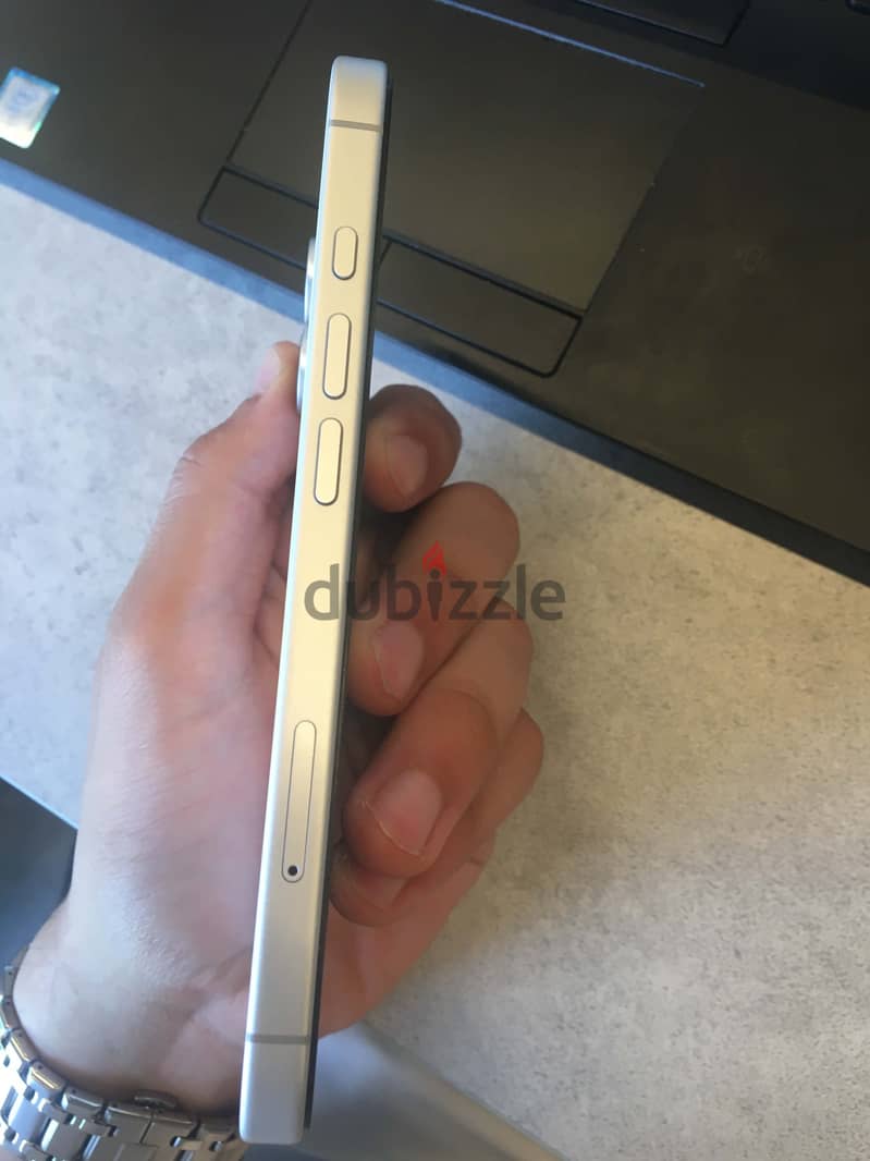 Apple - iPhone 17 3