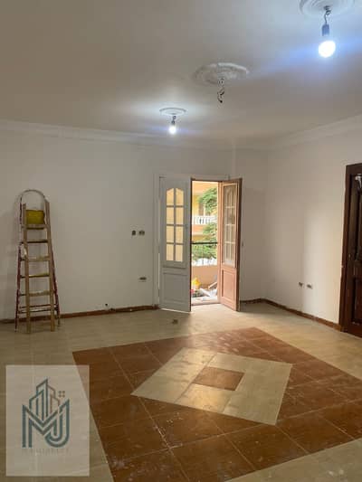 Apartment for sale in the Fourth District, 6th of October, a very distinctive location near Al-Kafrawi Axis and Imad Raghab Mosque (only two minutes)