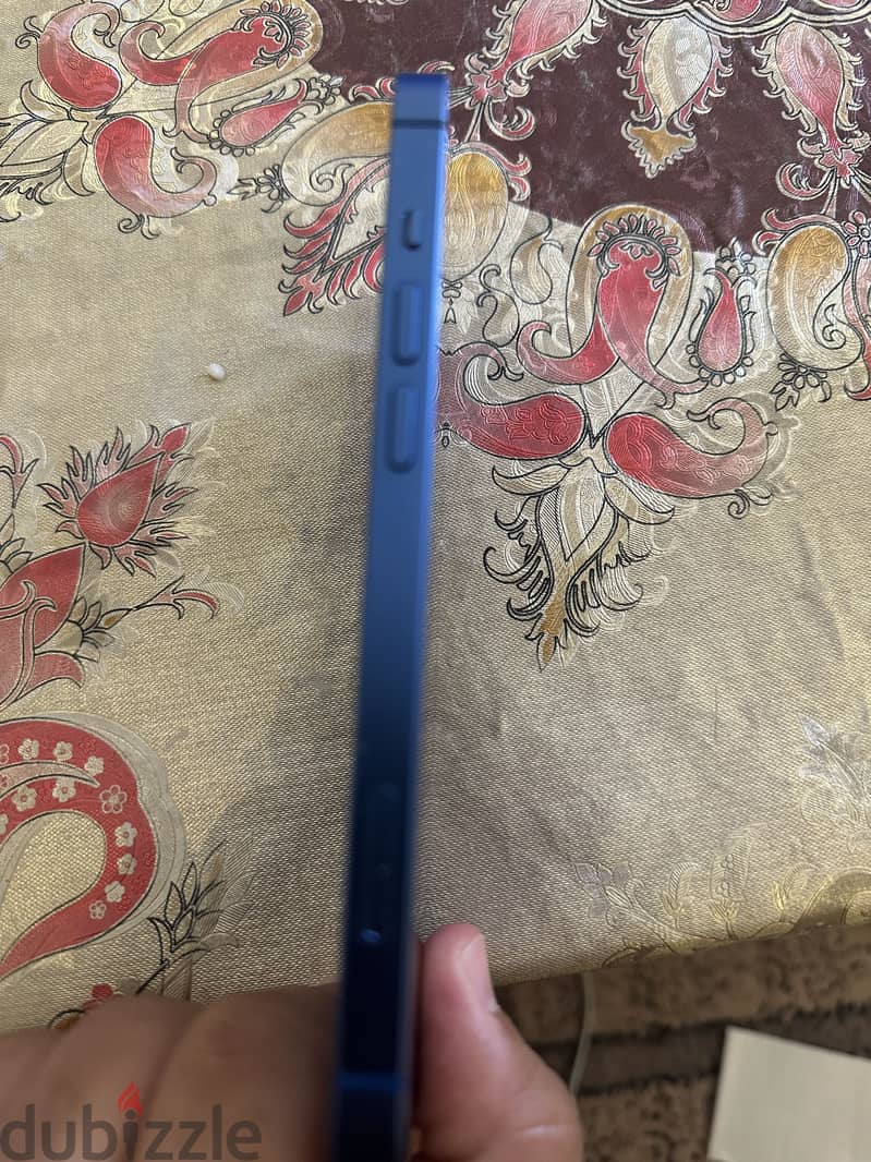 Apple - iPhone 13 - Blue 8