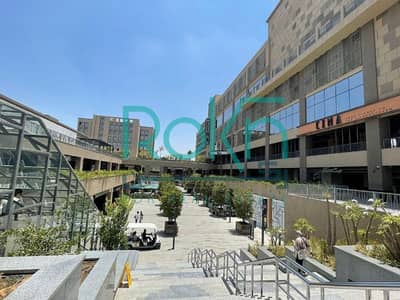 Fully-finished with furniture office for rent in Arkan Plaza Sheikh Zayed