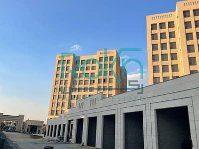 Office for Sale in 205 Arkan Palm – Sheikh Zayed 101 SQM | Ready to Move | Plaza View | Prime Location A well-positioned office for sale in 205 Arkan