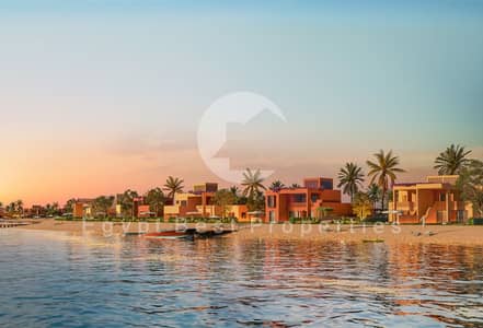 شاليه متشطب بالكامل للبيع فى موقع متميز فى الجونه البحر الاحمر بالتقسيط على 6 سنوات باقل مقدم واطول فتره سداد من تطوير اوراسكوم