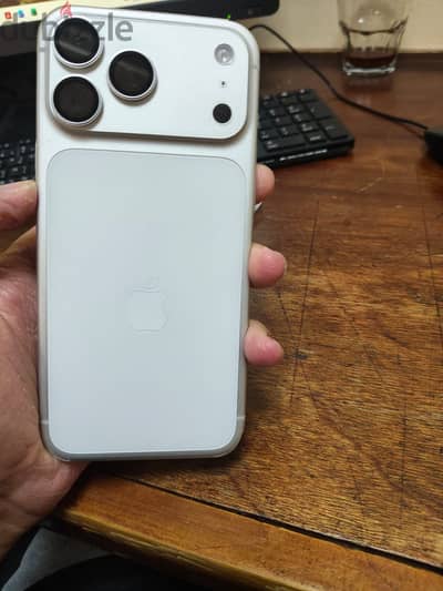 Apple - iPhone 17 Pro Max