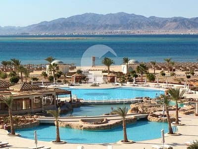 البحروالمارينا  قدامك والجولف حواليك في سوما باي | امتلك شالية غرفتين ب 5% مقدم و نظم سداد مريحة حتى 8 سنوات ف ارقي مدينة ف الغردقة!!