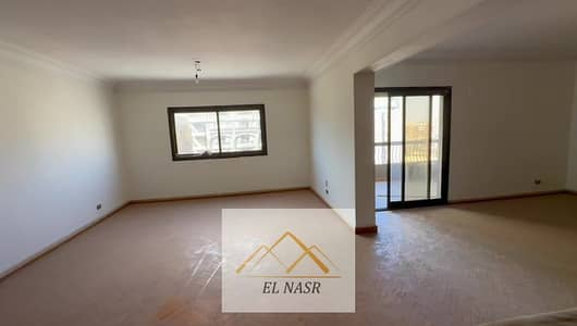 Apartment for rent overlooking Makram Ebeid Street and the Open University and Al-Iman Mosque in Nasr City