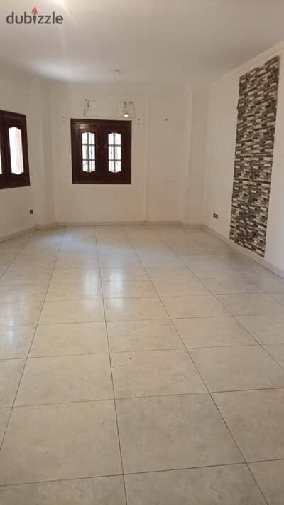 Apartment for rent in the 7th District, Sheikh Zayed, 260 square meters