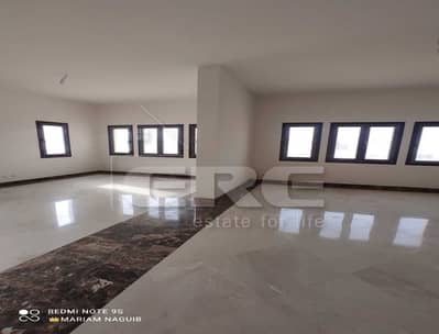 villa 3floors for sale with lowest price in market