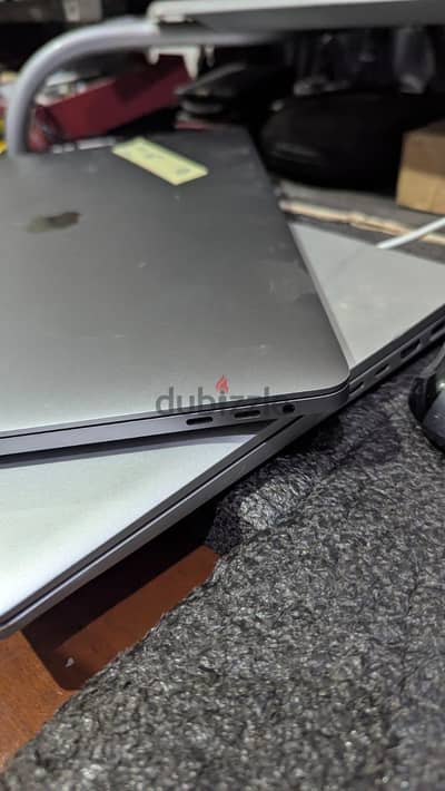 MacBook Pro 16" (2019)