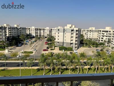 119-square-meter furnished apartment for rent in Madinaty (B11); high-end ("super-lux") finishing, located close to amenities.