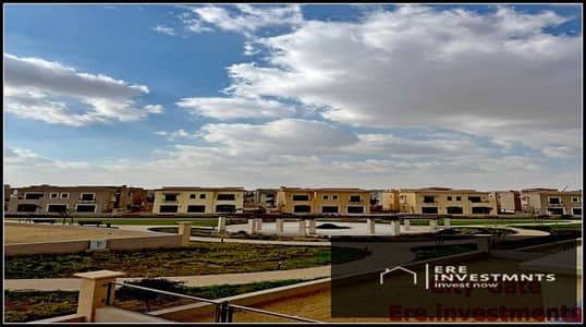 تاون هاوس للبيع في سيتي جيت (سافاير ) ديار القطريه بالجولدن سكوير - ميدل متشطب بالتكيفات والمطبخ - جاهز للمعاينه والاستلام فورا