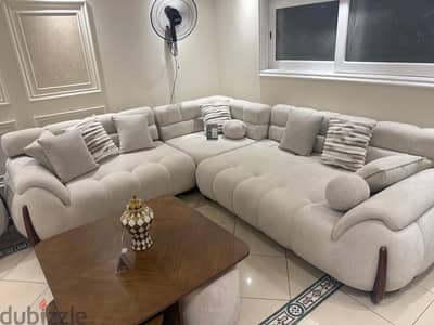 ركنه جديده حرف L حاله ممتازه