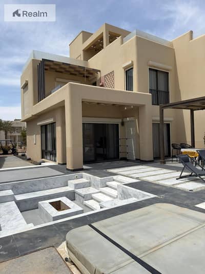 تاون هاوس استلام فوري للبيع في طويلة الجونة دايركت علي اللاجون