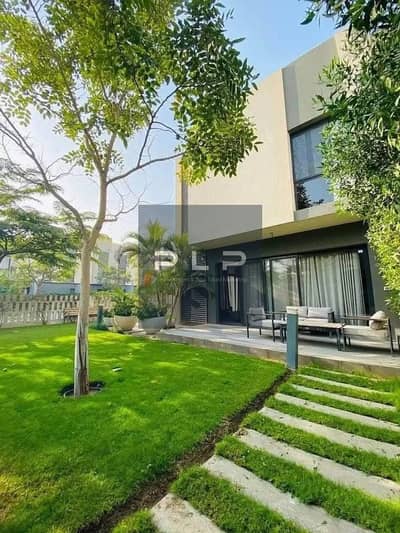 Townhouse for sale Ready to move fully finished at a bargain price with remaining installments to be paid in Brouj Compound