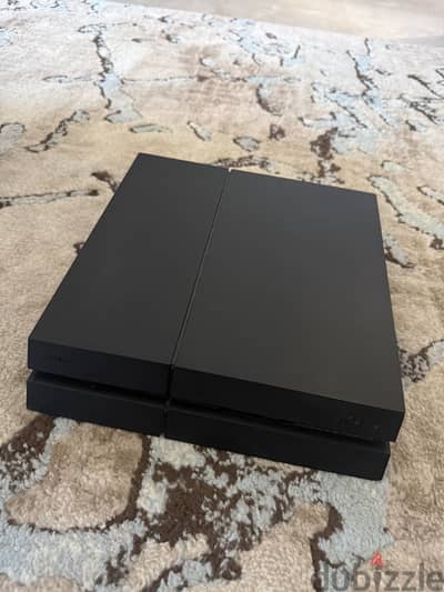 بلاستيشن 4 - playstation 4 - ps4