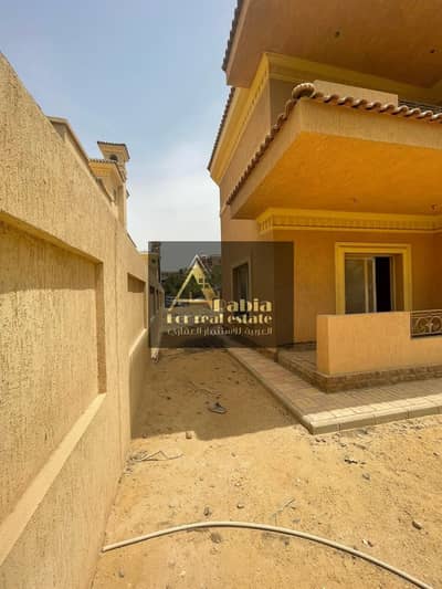 Twin House for Sale in Les Rois | 483 SQM Land | 4 Beds | 2 Masters