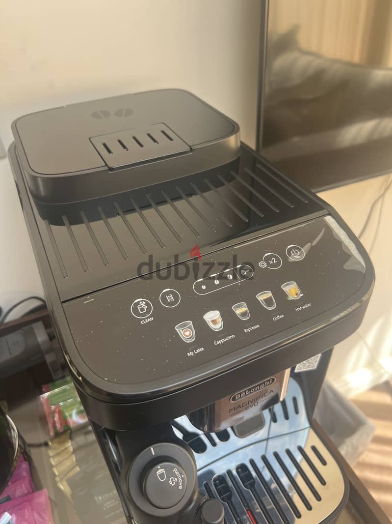 Delonghi Magnifica Automatic Coffee Machine 2