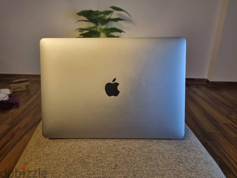 MacBook air  used like new 2