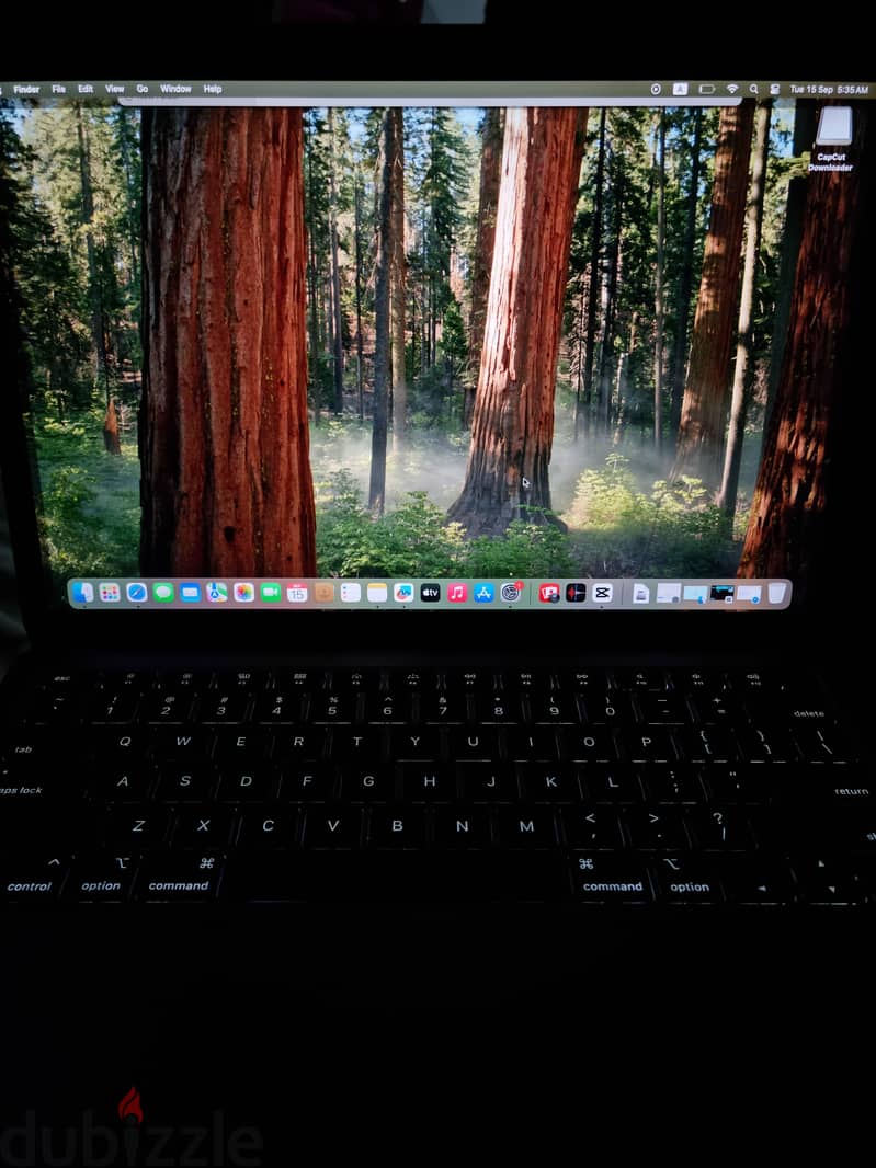 MacBook air  used like new 3