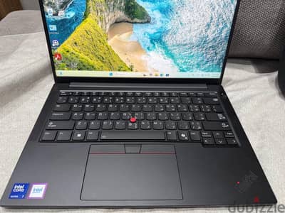 Lenovo Thinkpad E14 Gen7 Ultra 7 255H like new