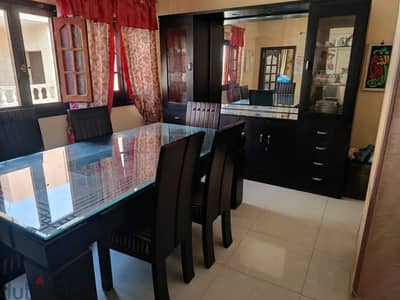 سفرة مودرن عمولة زان (8 كراسي ونيش) بحالة ممتازة! Modern Beech Wood