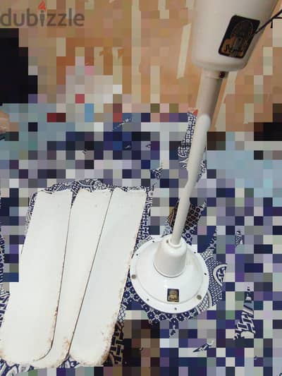مروحة سقف ٣ ريشة