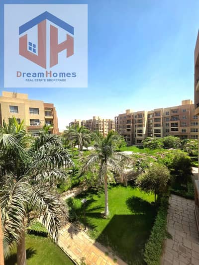 Distinctive apartment for sale B8 Madinaty, Group 82, 165m,