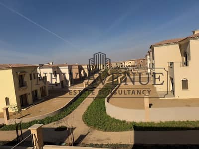 Standalone villa for sale very prime location third row golf with downpayment and installments in Aven City Gate