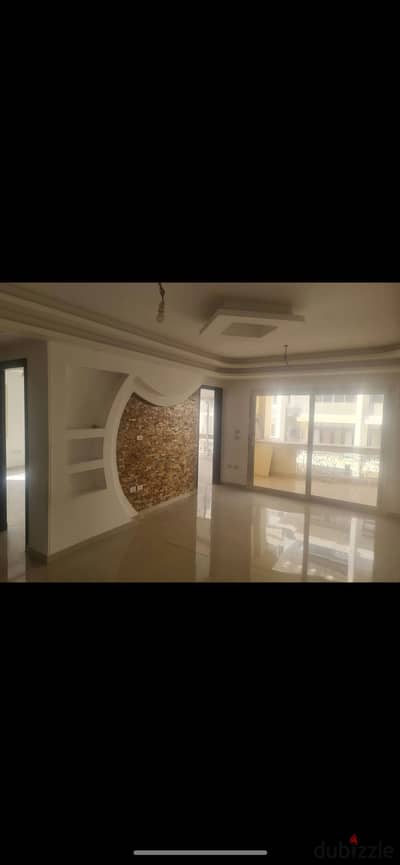 Very luxurious apartment for residential rent in Golf Residence compound – the compound of lakes and all beauty!