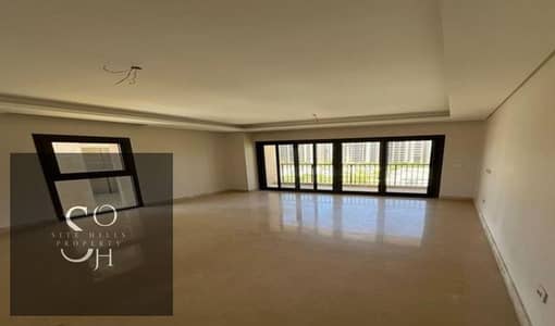 Luxury apartment in Zed Ora with air conditioners and kitchens next to Hyper One