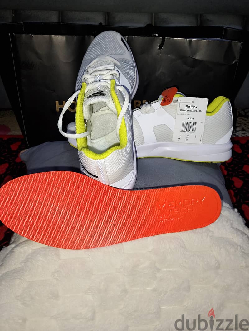 Reebok 4