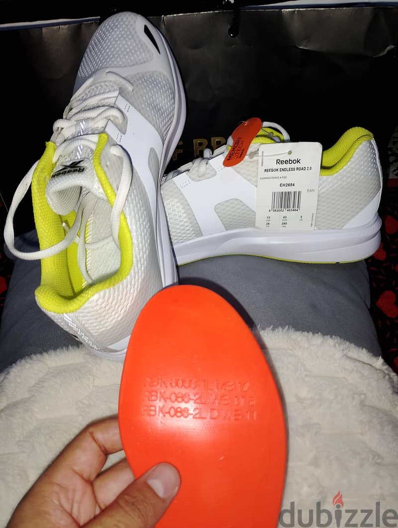 Reebok 5