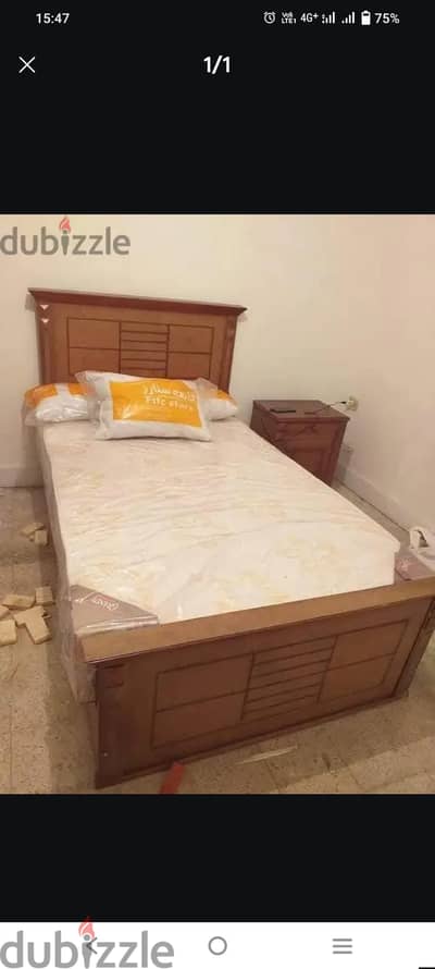 سرير خشب ب ٢٠٠٠