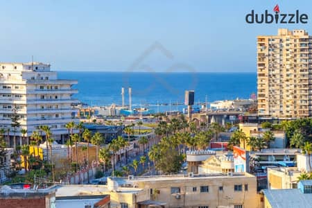 140 sqm Apartment for Sale in Sidi Gaber (off El-Mosheer Street), steps from the sea