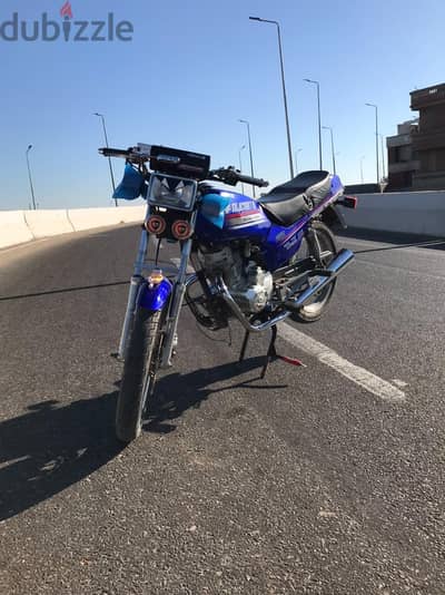 للبيع موتسيكل حلاوه اكسبريس متعدل 200cc ومتعدل غيرات