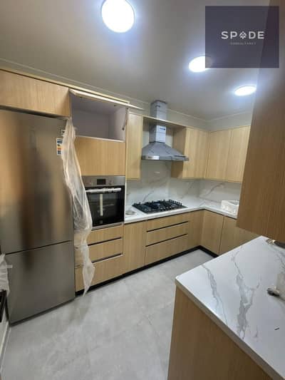 for rent  apartment Lakeview   Kitchen with appliances and ac