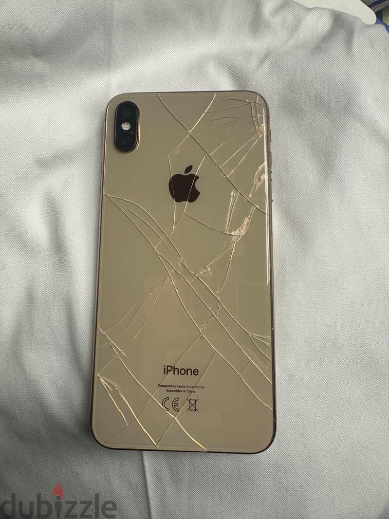 Apple - iPhone XS Max 3